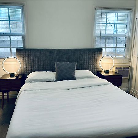 Modern, 1 Bed Condo, Downtown Century City Лос-Анджелес Экстерьер фото